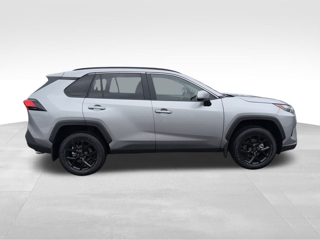 Thumbnail: 2025 Toyota RAV4 - 6