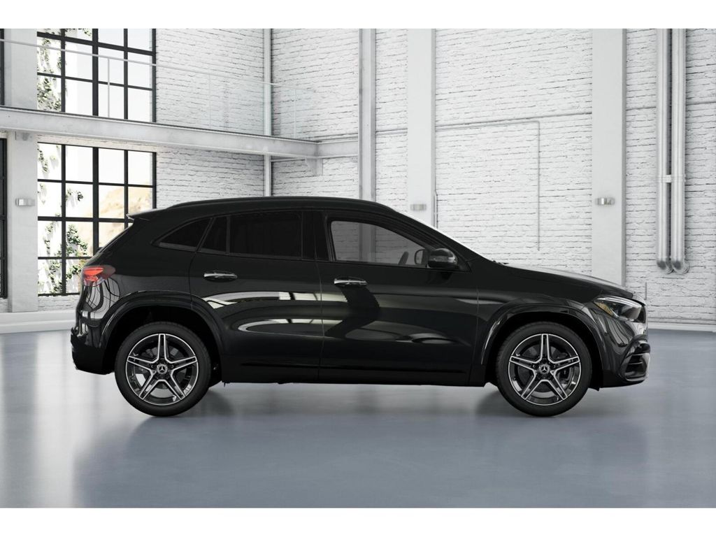 Thumbnail: 2026 Mercedes-Benz GLA - 2