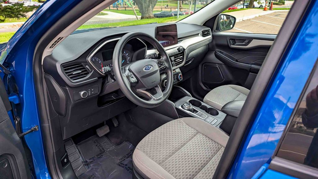 Used 2022 Ford Escape SE 4D Sport Utility