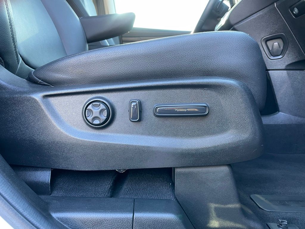 Thumbnail: 2025 Honda Odyssey - 32