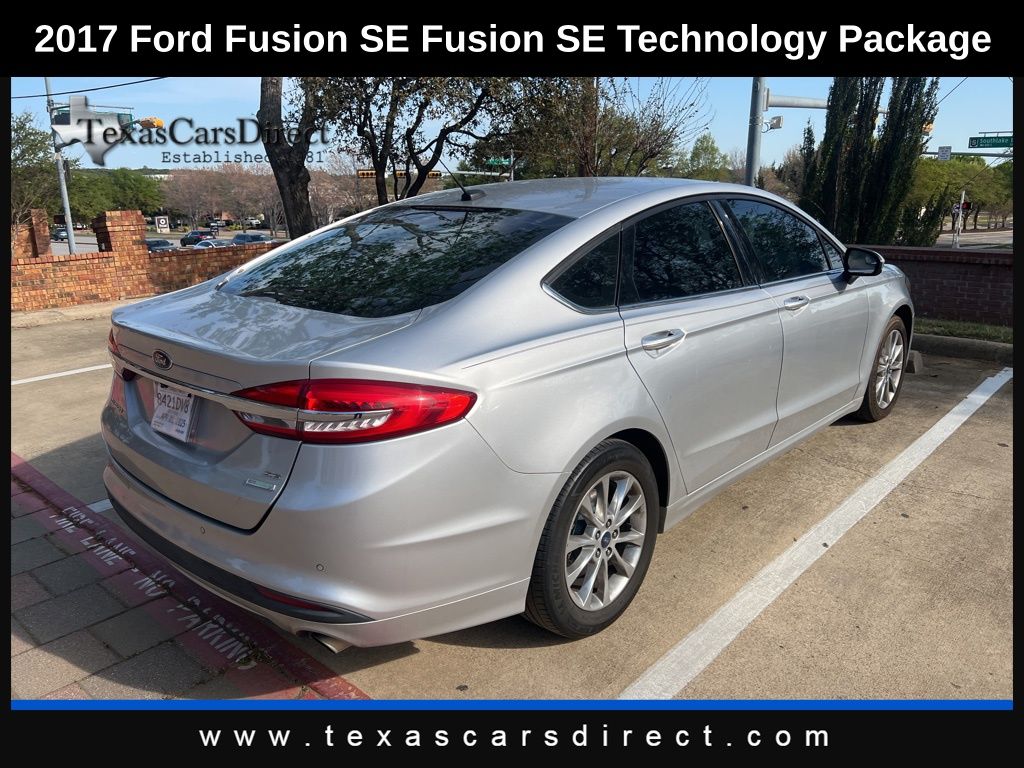 2017 Ford Fusion SE photo