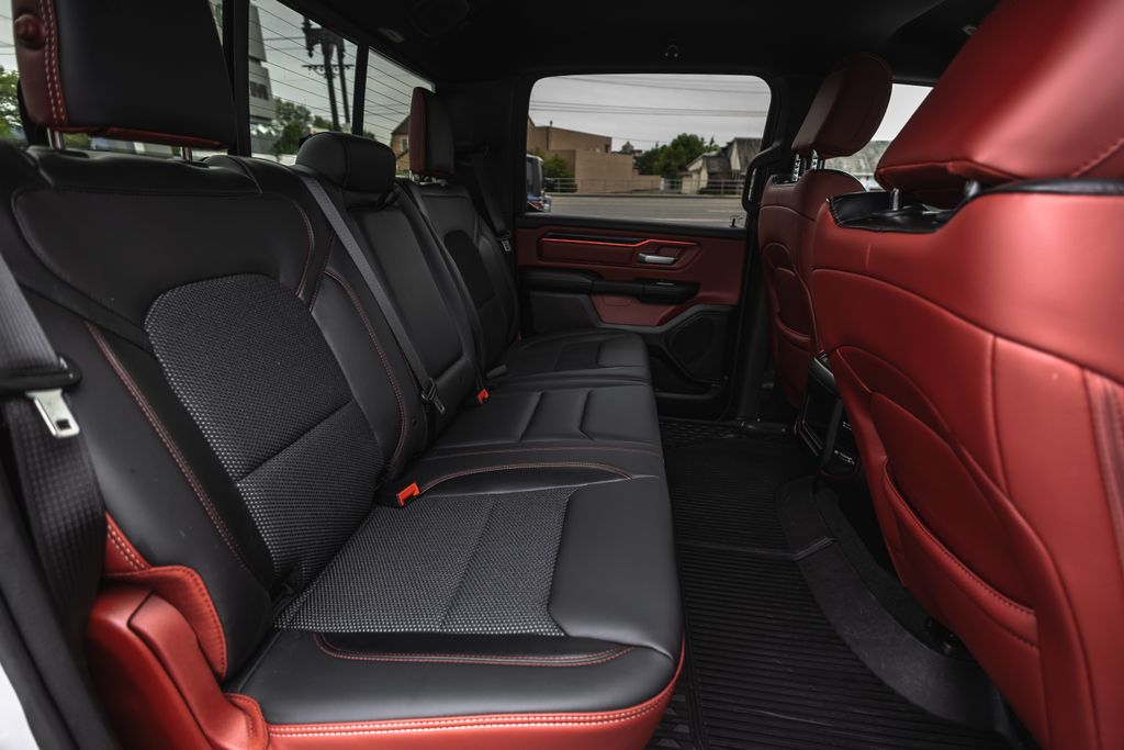 2023 Ram 1500 Rebel thumbnail 31