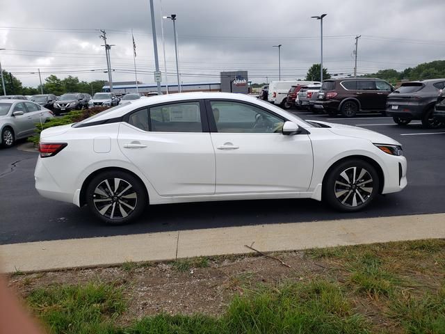 new 2025 Nissan Sentra car, priced at $22,997