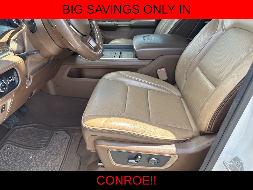 2019 Ram 1500 Limited White at Victoria Chrysler Dodge Jeep Ram