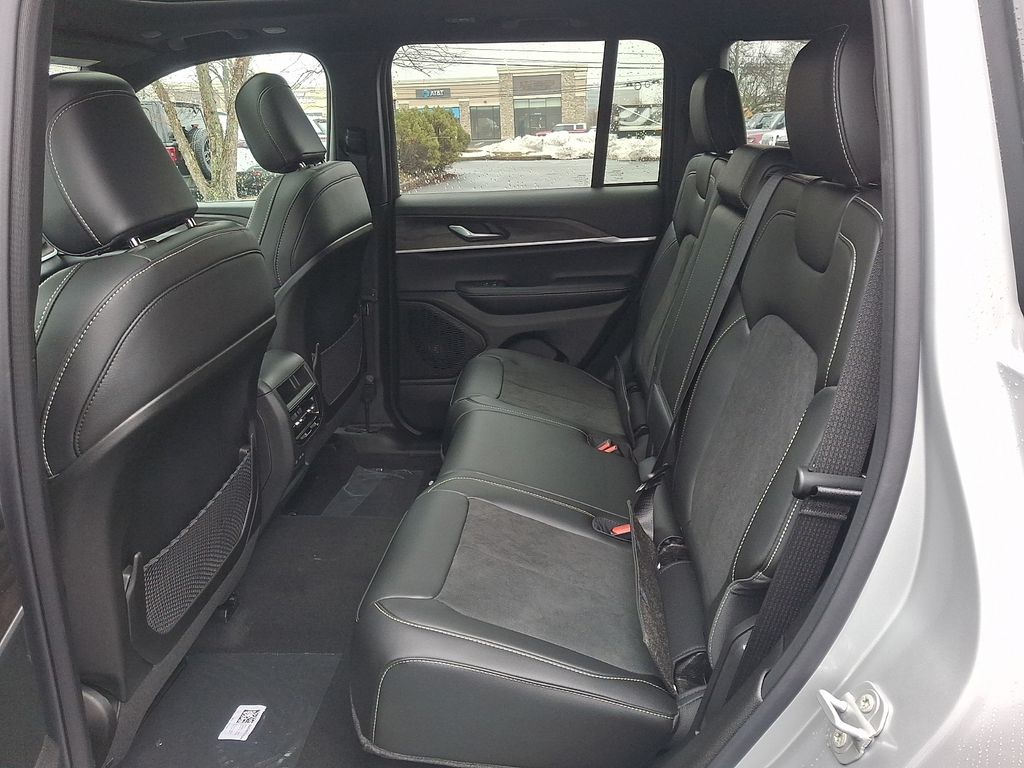 New 2026 Jeep Grand Cherokee SUV