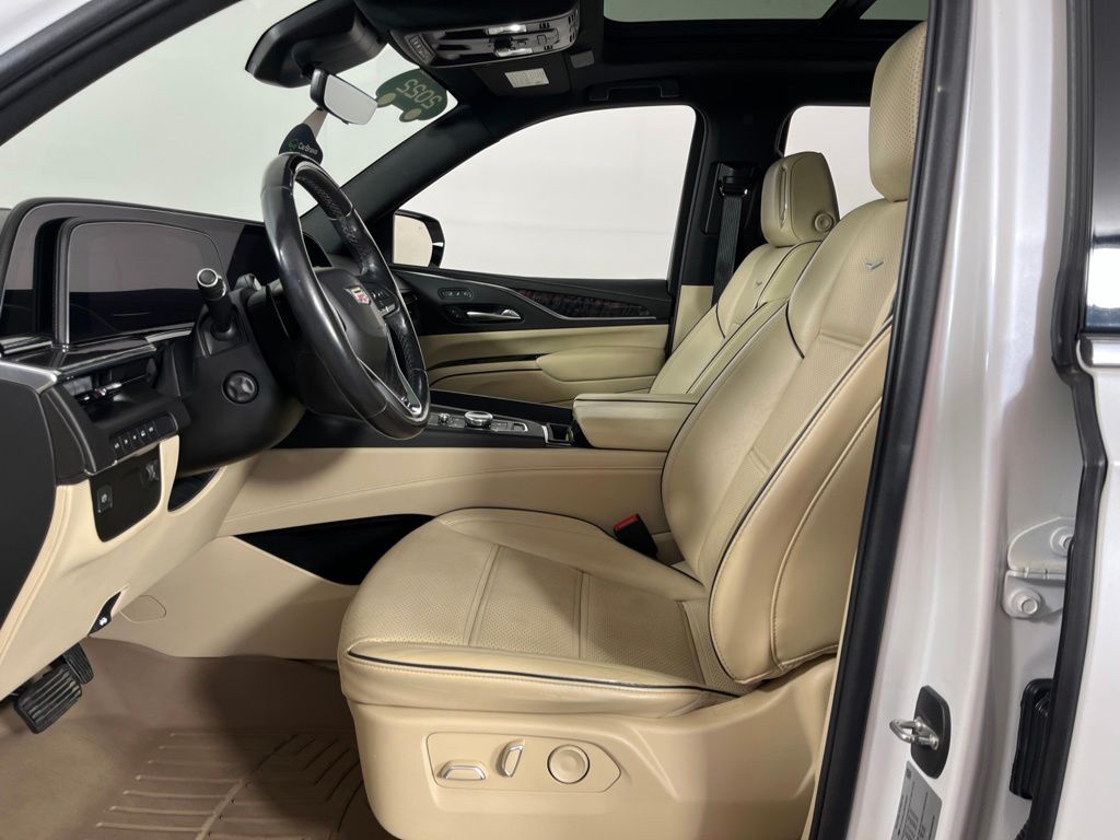 Thumbnail: 2022 Cadillac Escalade - 24