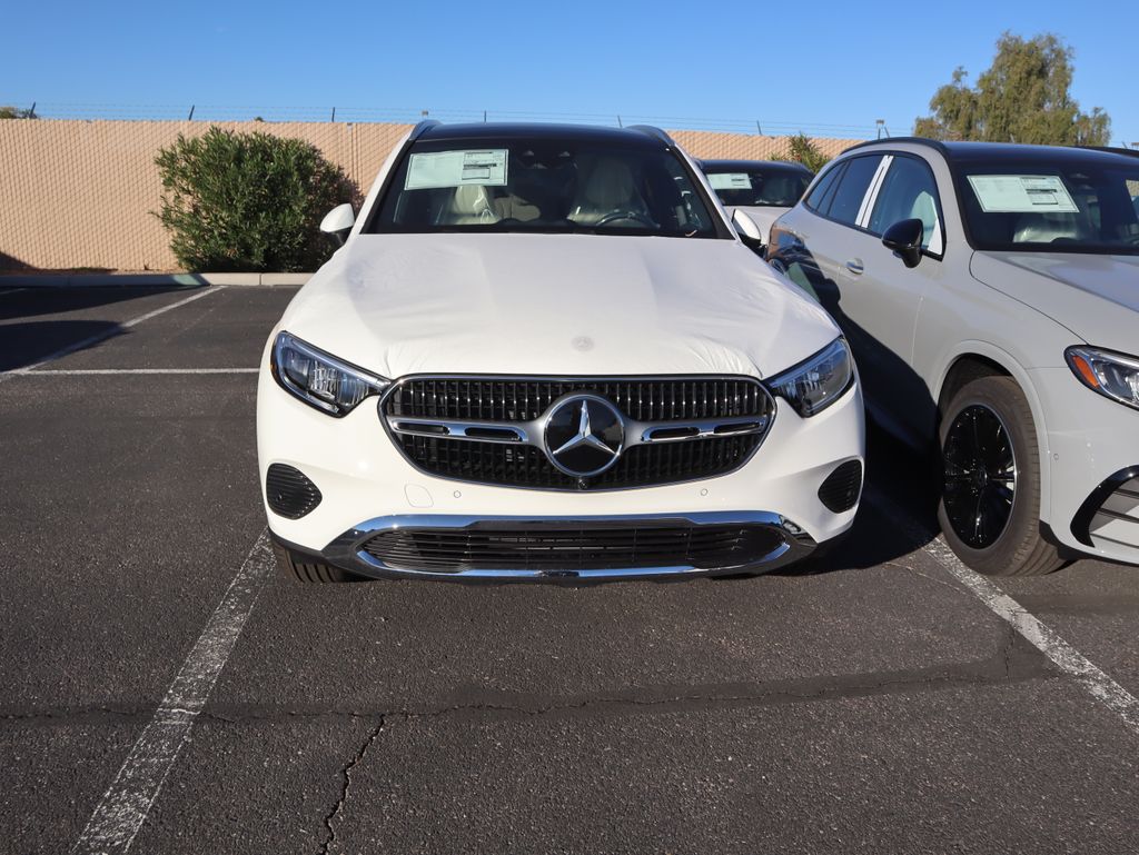 Thumbnail: 2026 Mercedes-Benz GLC - 2