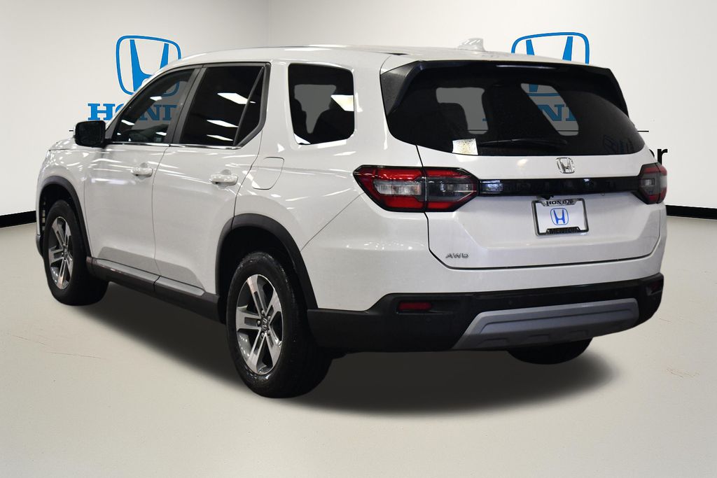 Thumbnail: 2023 Honda Pilot - 5