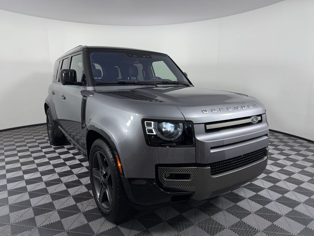 Thumbnail: 2021 Land Rover Defender - 3