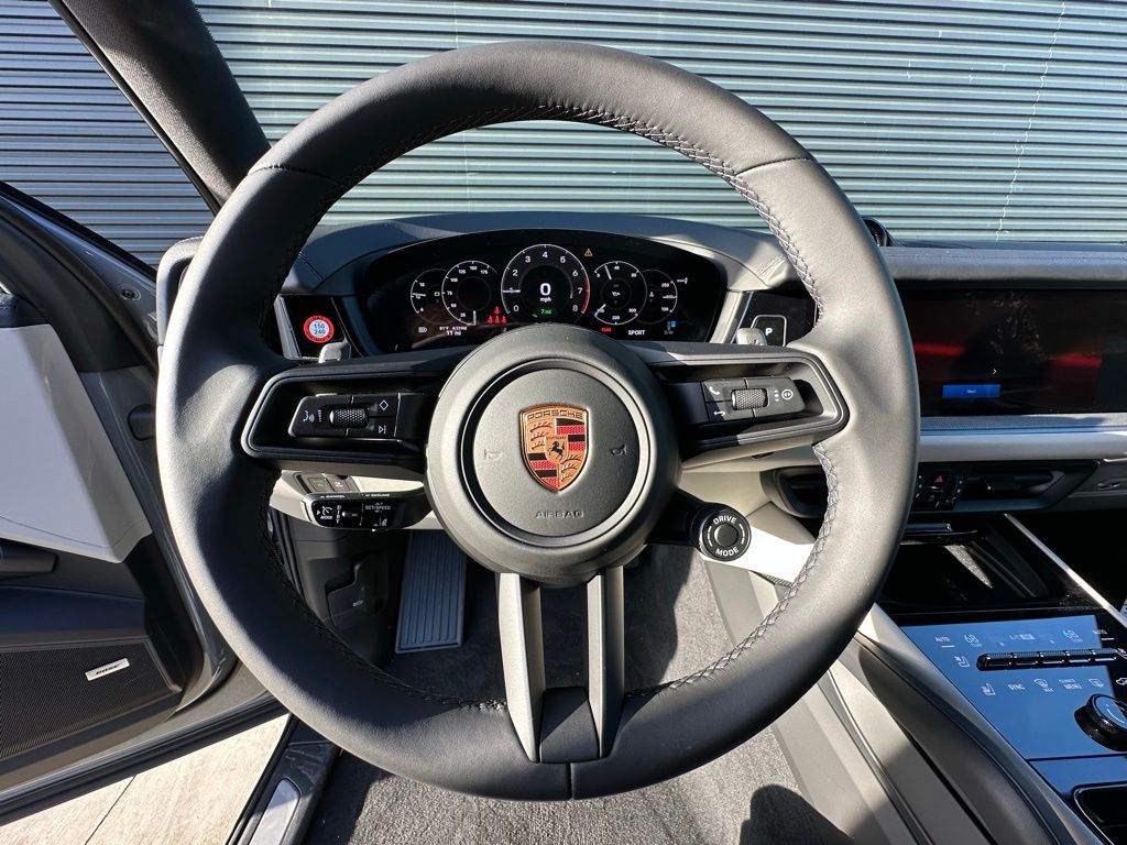 Thumbnail: 2026 Porsche Cayenne - 15