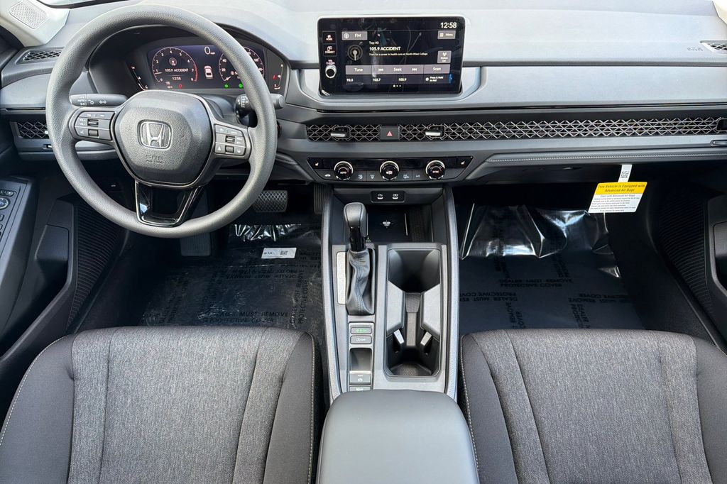 New 2026 Platinum White Pearl Honda SE image 42