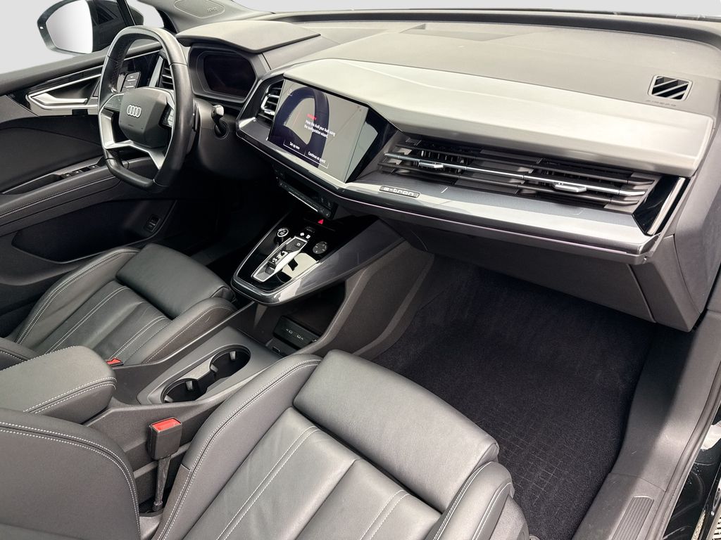 Thumbnail: 2023 Audi Q4 e-tron - 16