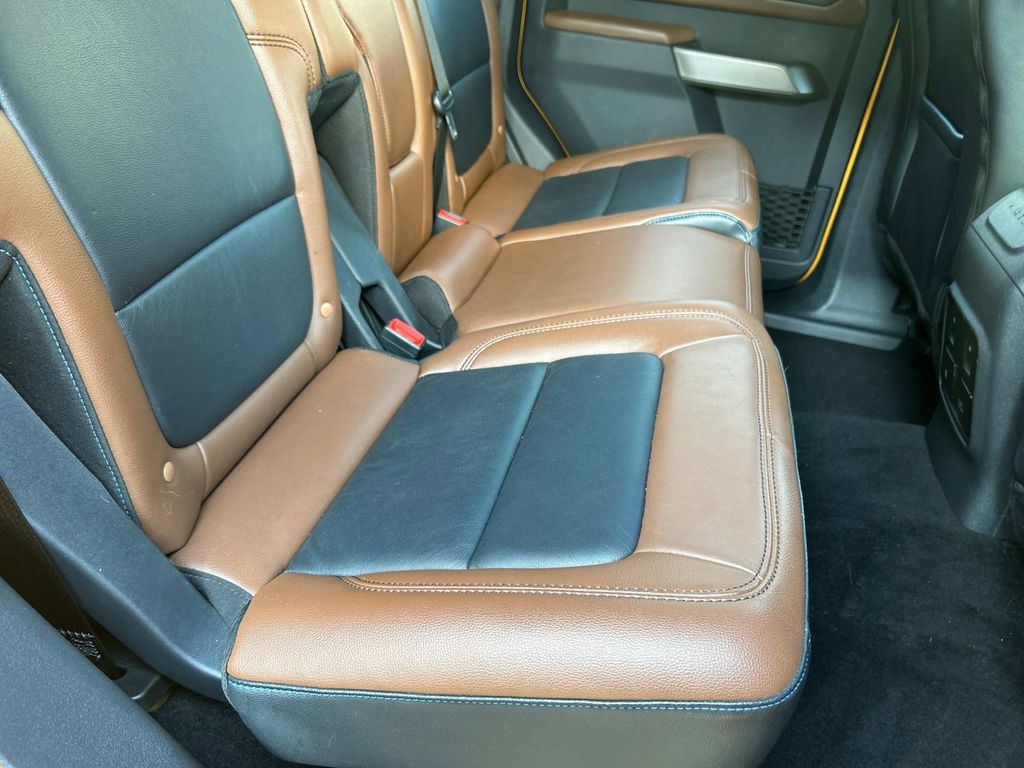 Thumbnail: 2022 Ford Bronco - 28