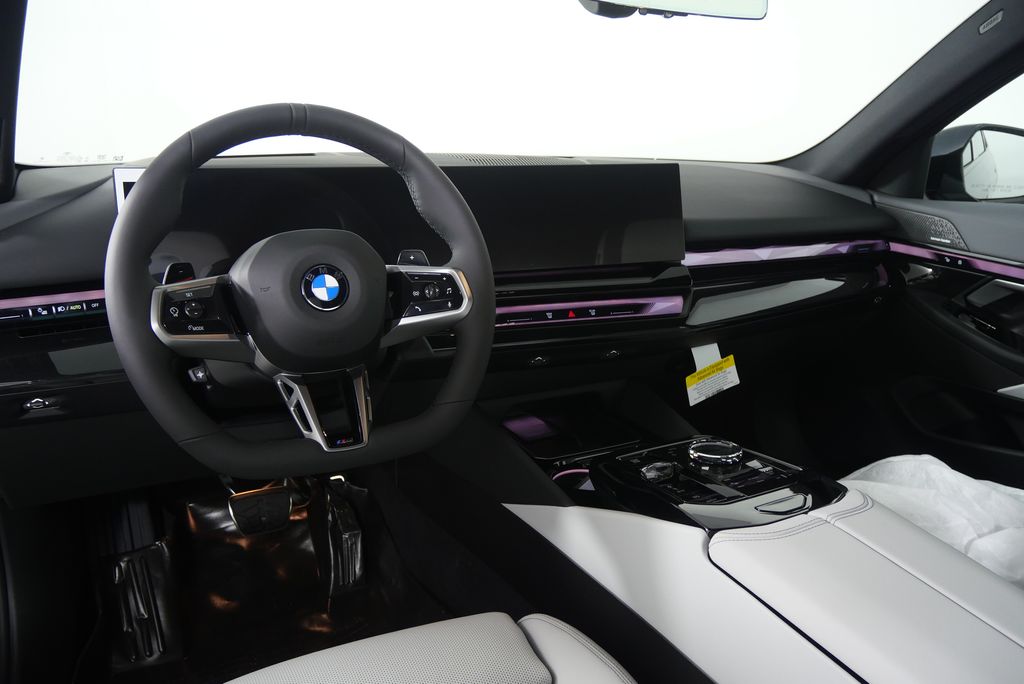 Thumbnail: 2026 BMW 5 Series - 19