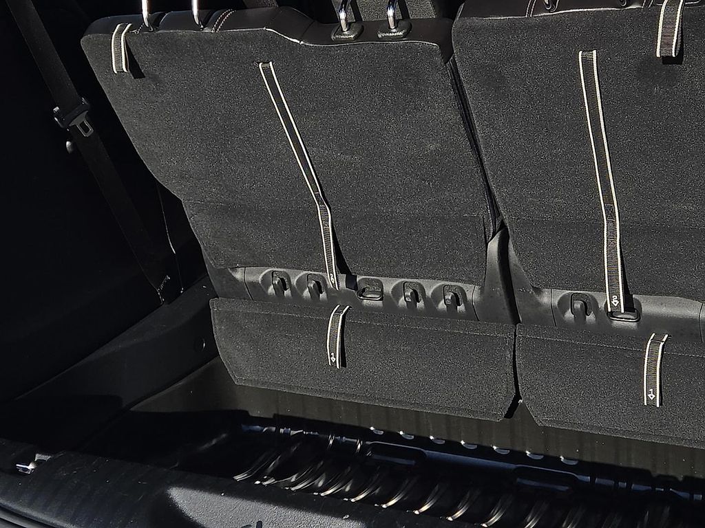 Used 2025 Chrysler Pacifica For Sale in Farmington, AR