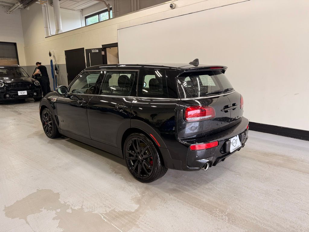 2024 MINI Cooper Clubman John Cooper Works 3