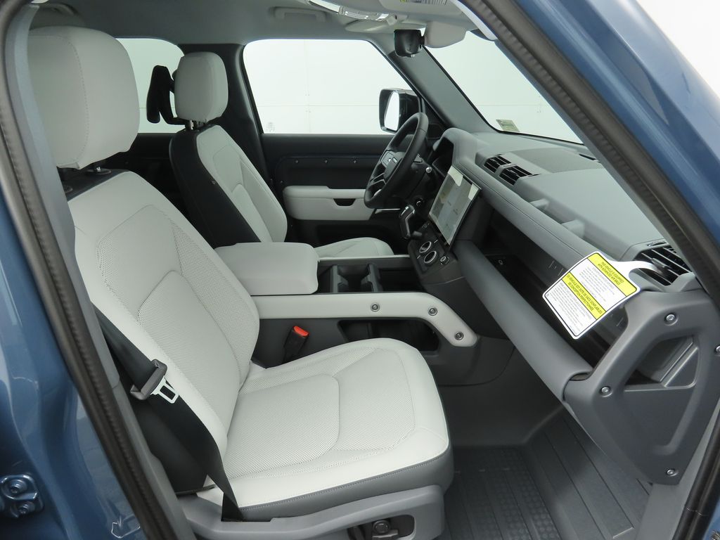 Thumbnail: 2026 Land Rover Defender - 20