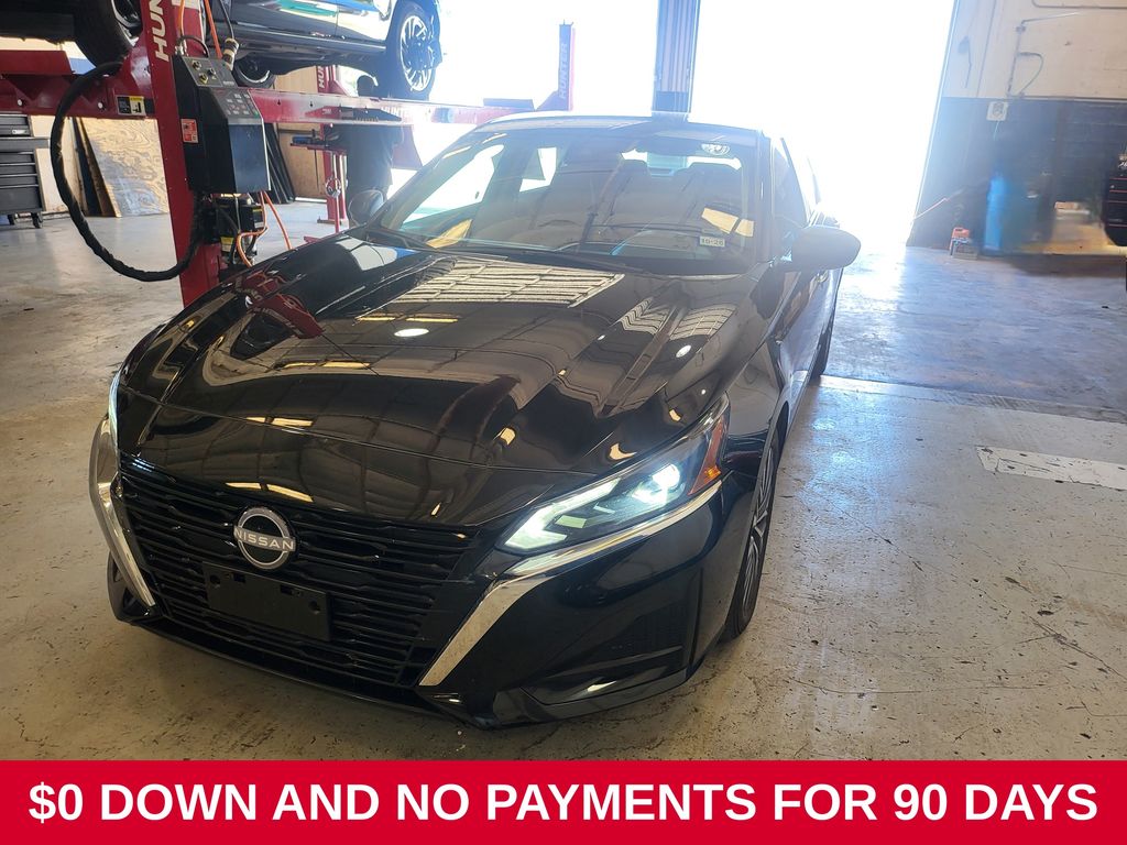 Black 2025 Nissan Altima Sedan Front-Wheel Drive Continuously Variable Transmission
