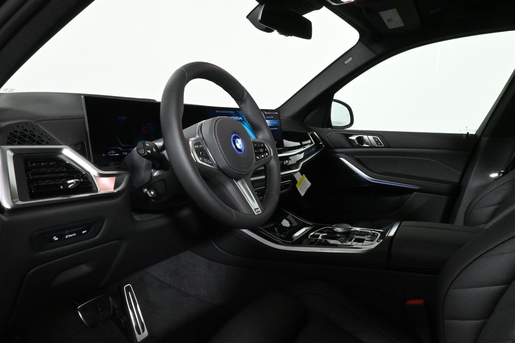 2025 BMW X5 xDrive50e 15