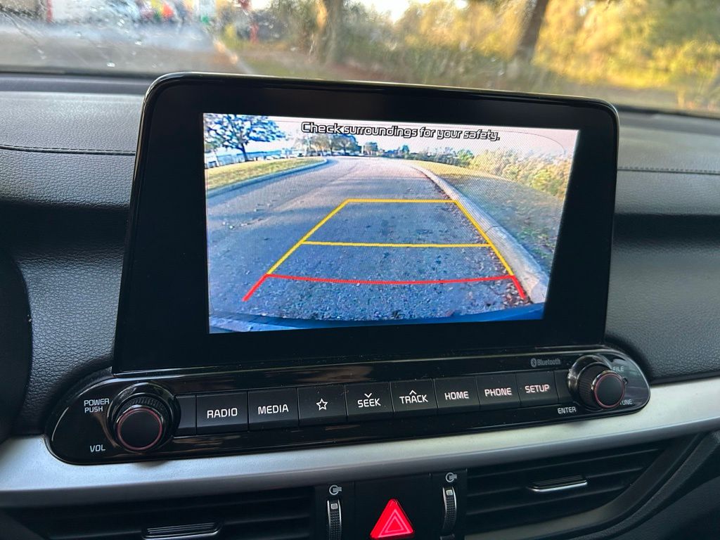 Thumbnail: 2021 Kia Forte - 24