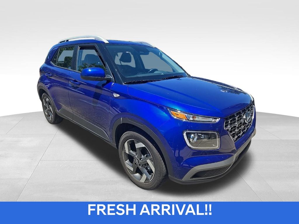 Intense Blue 2023 Hyundai Venue Limited FWD SUV / Crossover Front-Wheel Drive Continuously Variable Transmission