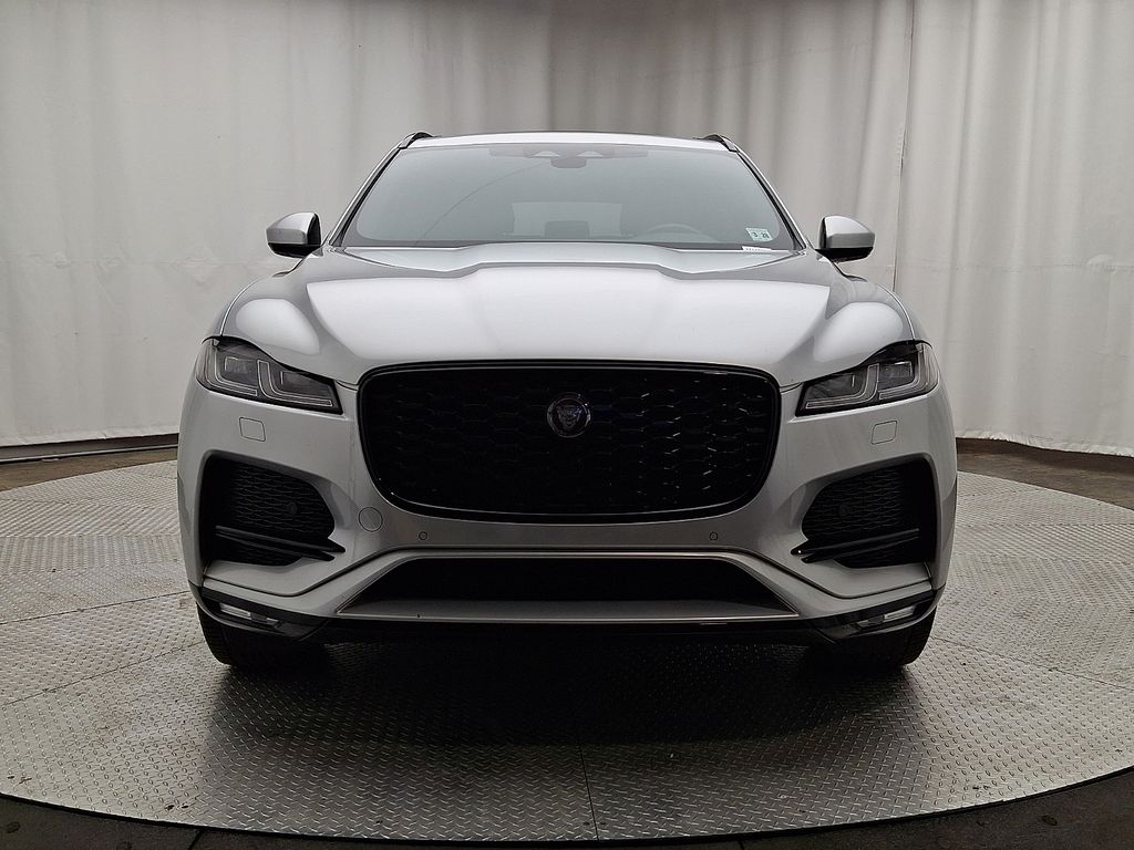 Thumbnail: 2023 Jaguar F-Pace - 2