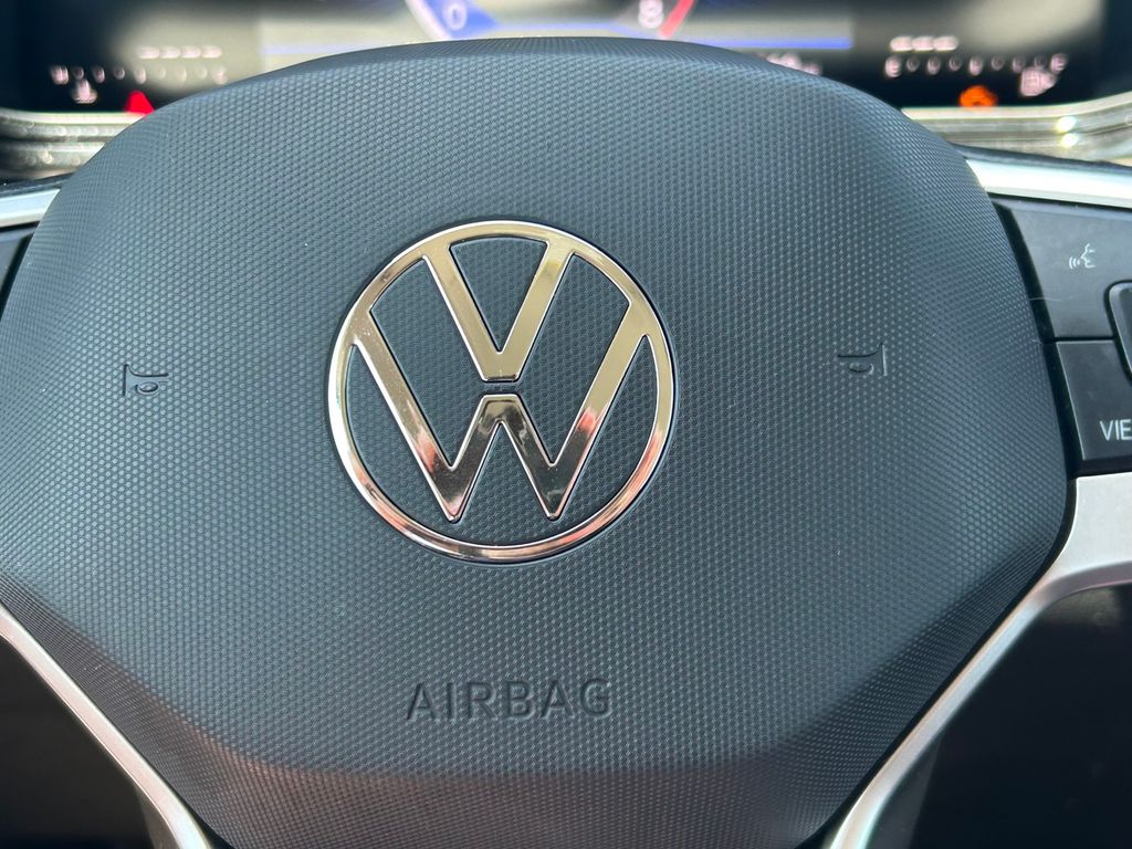 Used 2025 Volkswagen Taos SUV