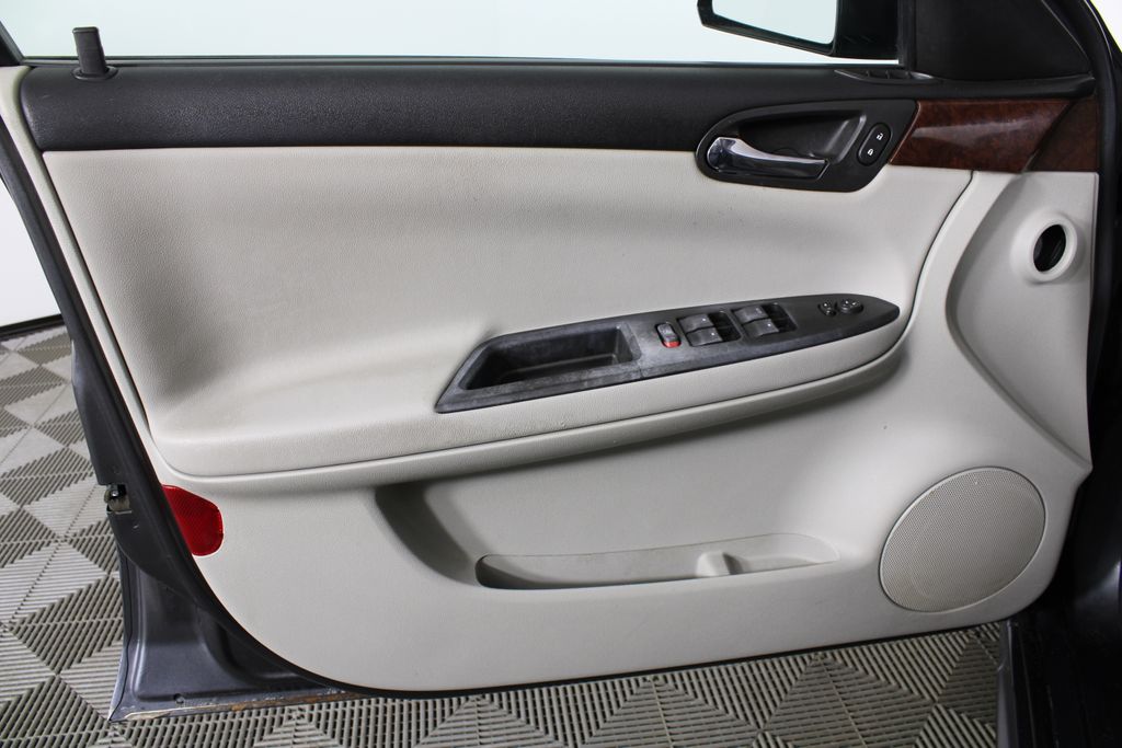 Used 2011 Chevrolet Impala for sale in 