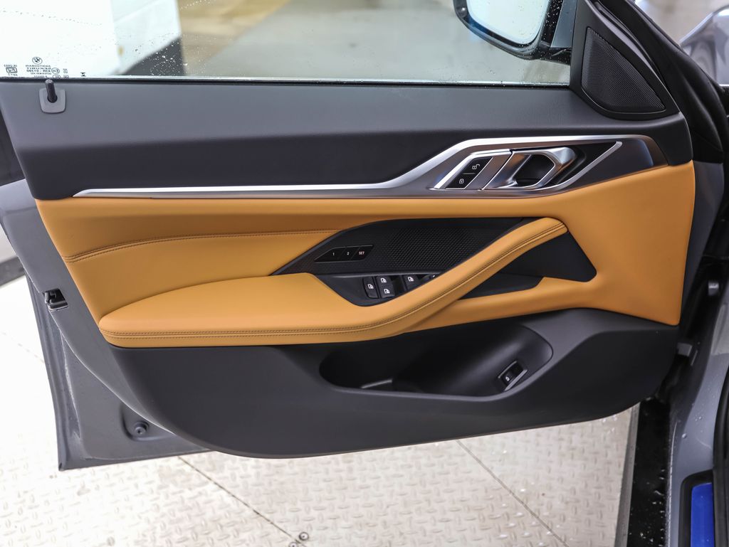 Thumbnail: 2025 BMW 4 Series - 9