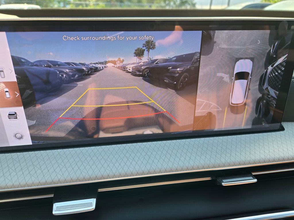 2027 Genesis GV80