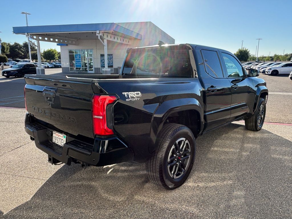 Thumbnail: 2025 Toyota Tacoma - 5