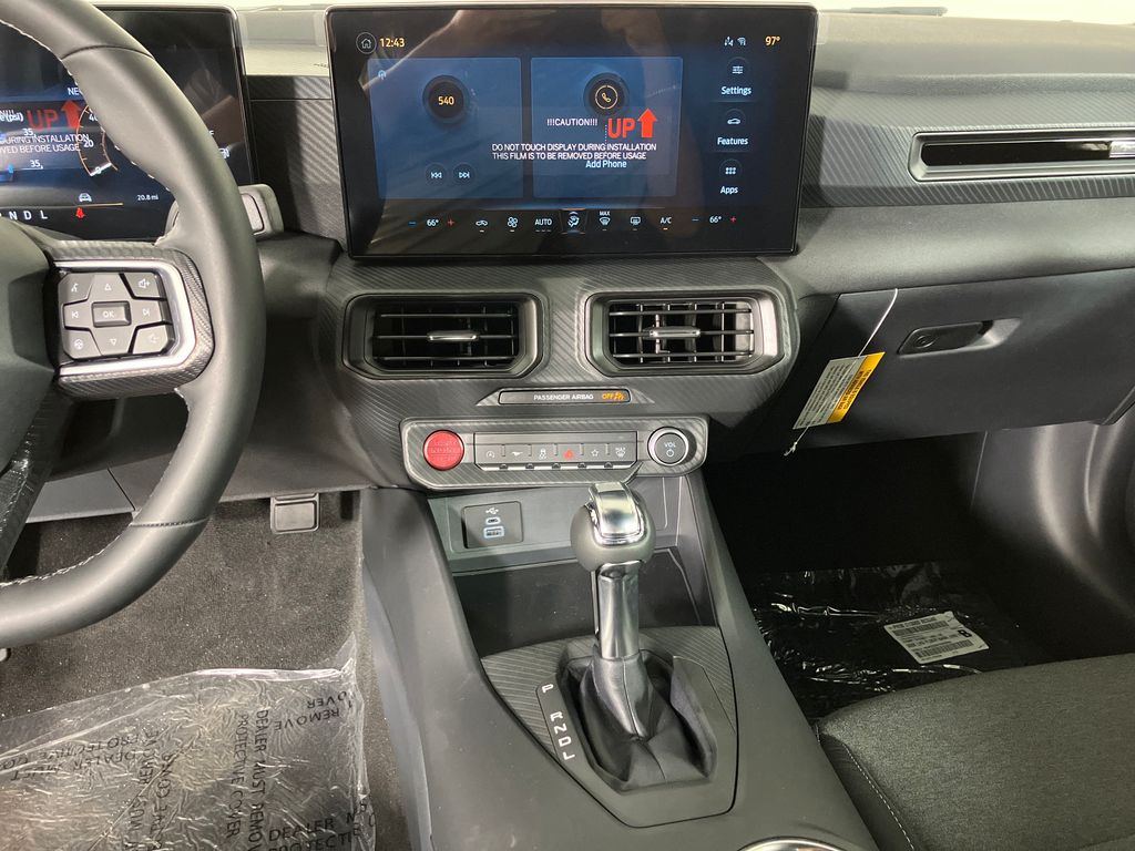 2025 Ford Mustang EcoBoost photo 20