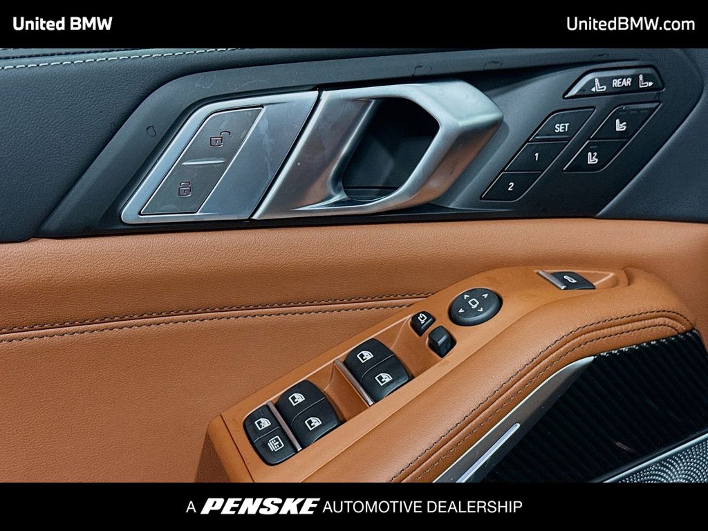 Thumbnail: 2026 BMW X7 - 3