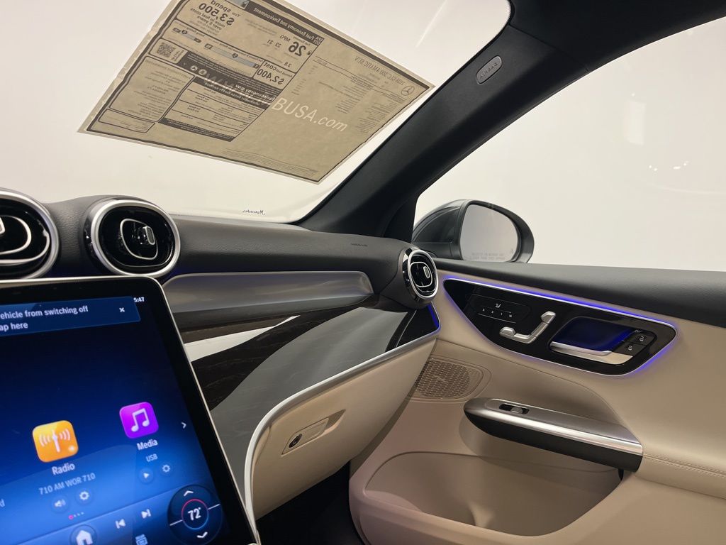 Thumbnail: 2026 Mercedes-Benz GLC - 21