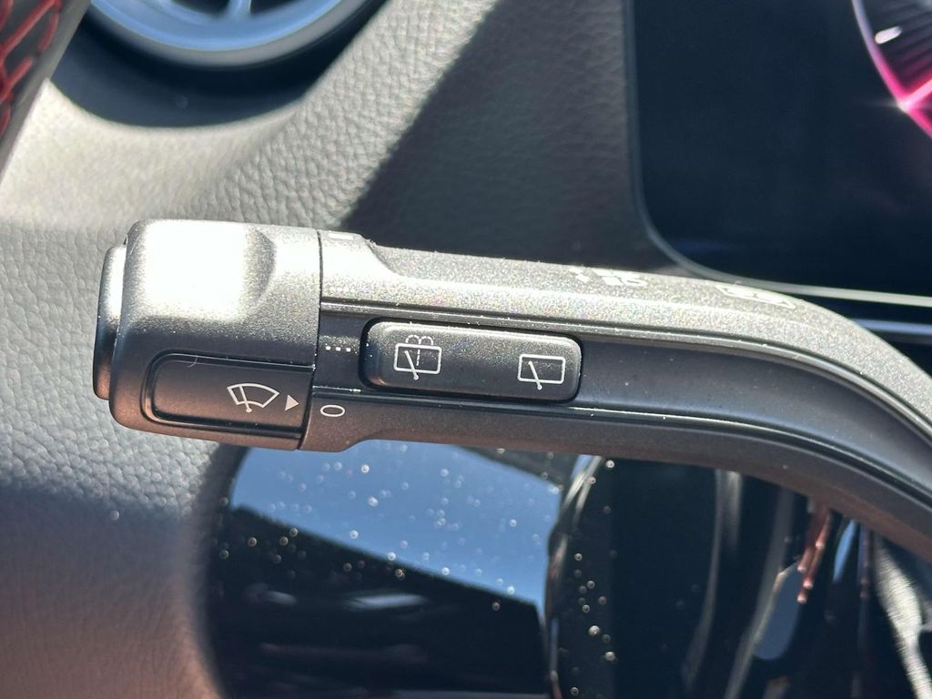 2025 Mercedes-Benz GLA 250 4MATIC 16