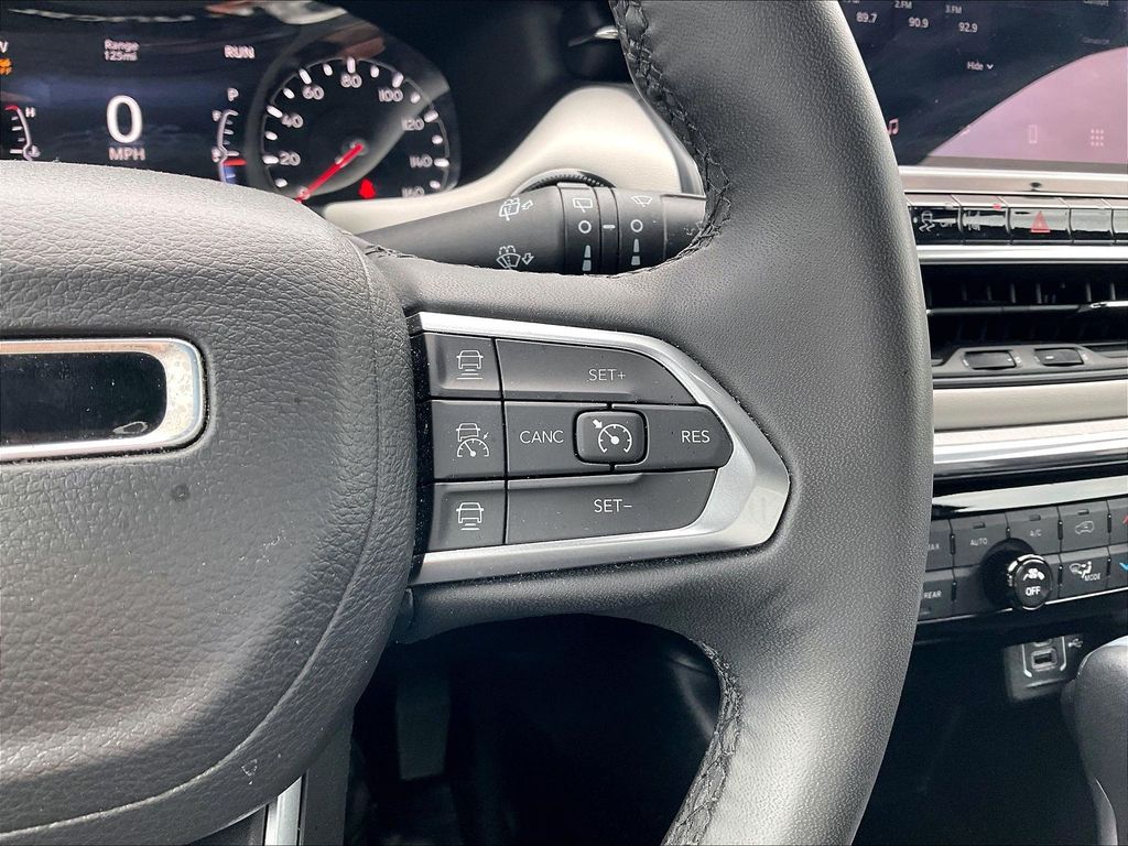 2024 Jeep Compass — photo 22