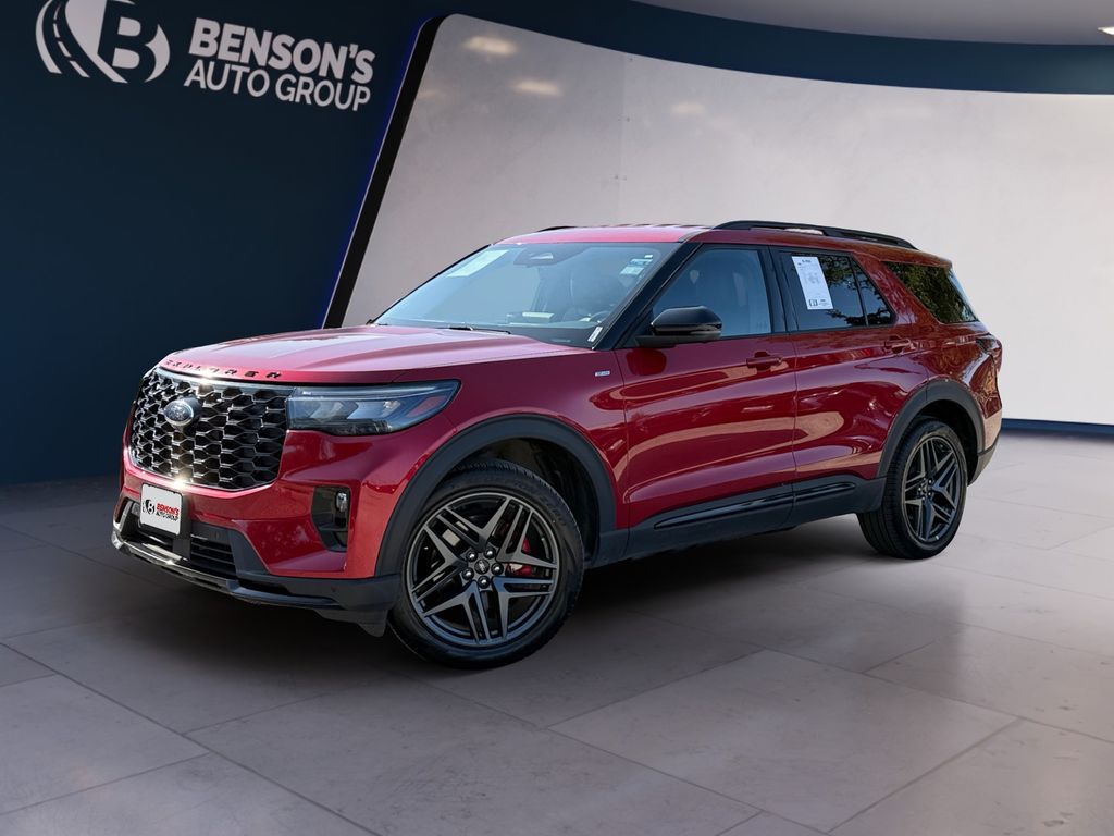 2025 Ford Explorer ST Line