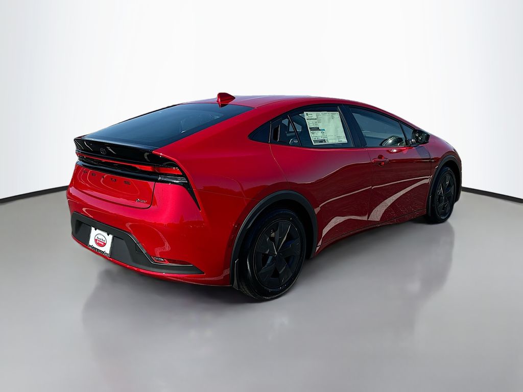 2025 Toyota Prius LE 5