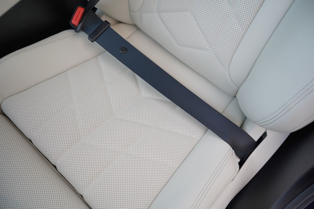 Thumbnail: 2026 BMW i5 - 11