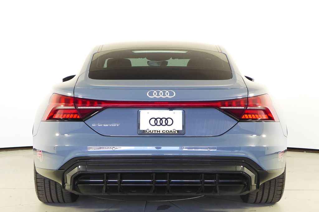 Thumbnail: 2024 Audi e-tron GT - 7