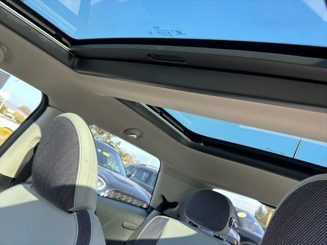 Thumbnail: 2026 MINI Cooper - 15