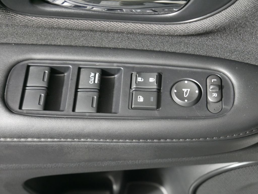 2022 Honda HR-V Sport 28