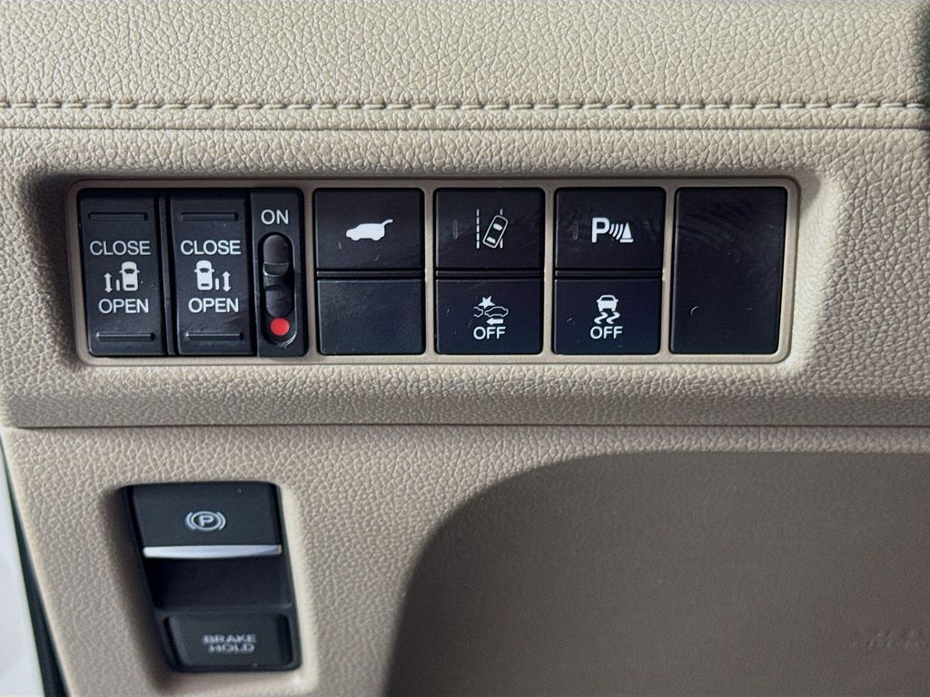 Used Car 2019 Honda Odyssey  Elite For Sale Under $25,000 In Austin, Texas