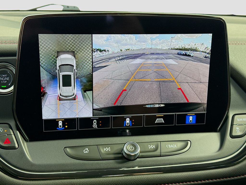 Thumbnail: 2025 Chevrolet Blazer - 15