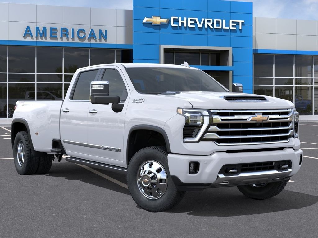 Summit White 2026 Chevrolet Silverado 3500HD Pickup Truck Four-Wheel Drive Automatic