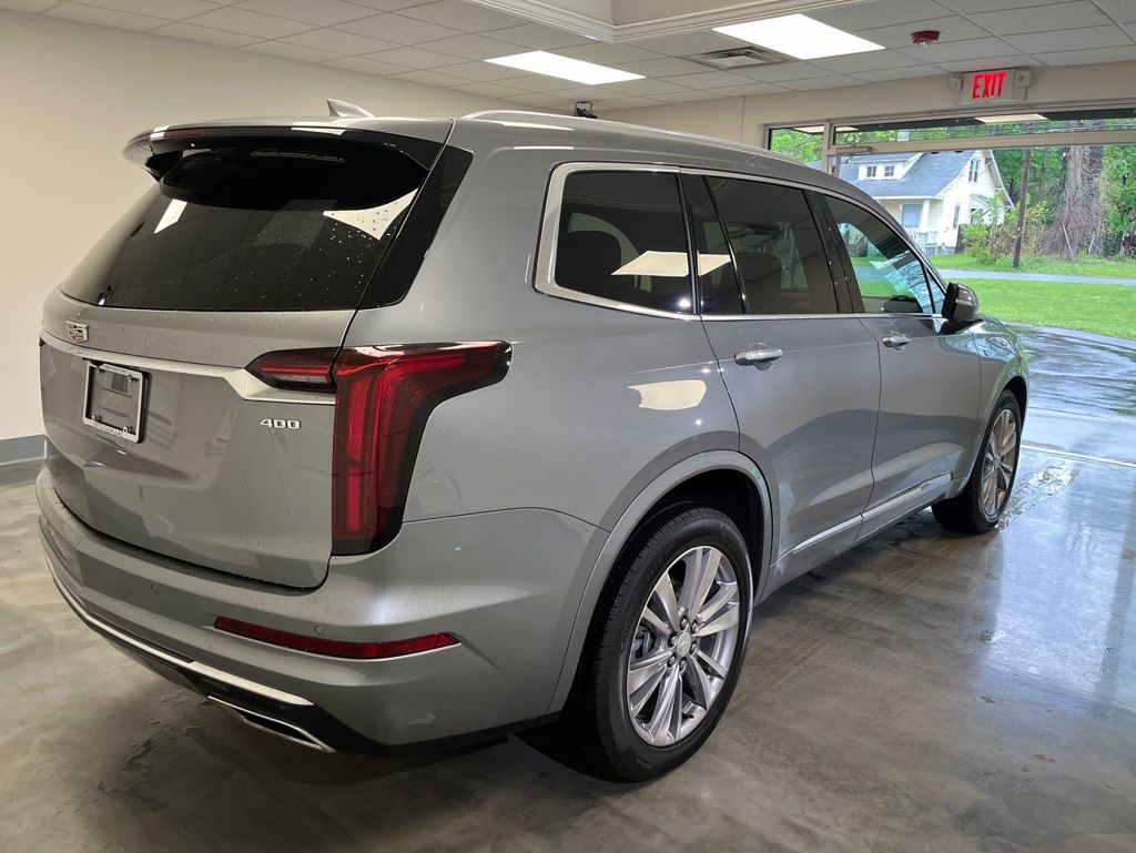 used 2024 Cadillac XT6 car, priced at $43,500