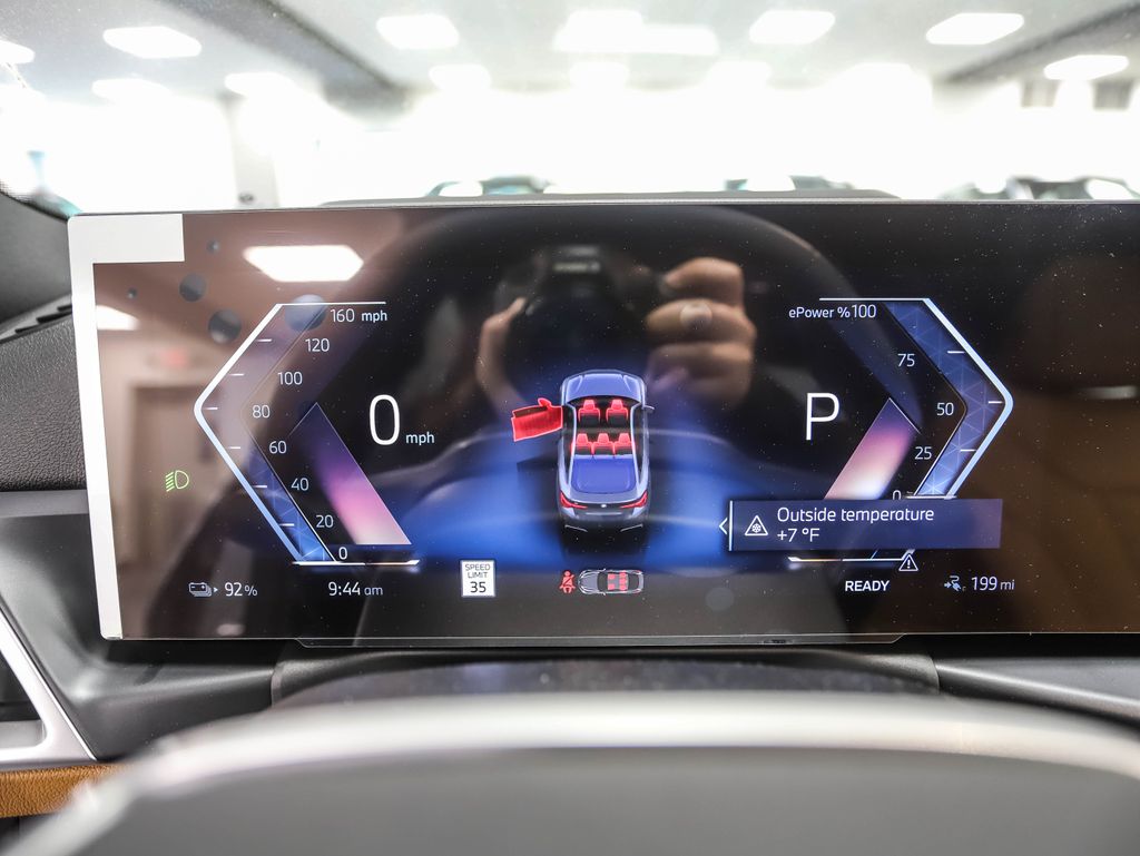 Thumbnail: 2025 BMW i4 - 12