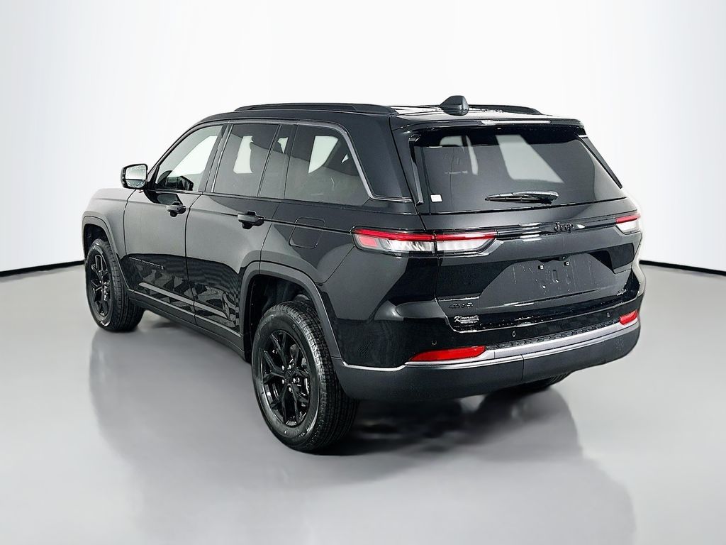 New 2026 Black Jeep Latitude Altitude image 5