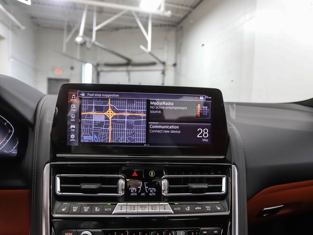 Thumbnail: 2026 BMW 8 Series - 15