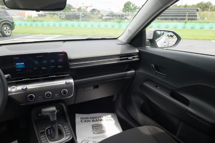 New 2027 Gray Hyundai SE image 16